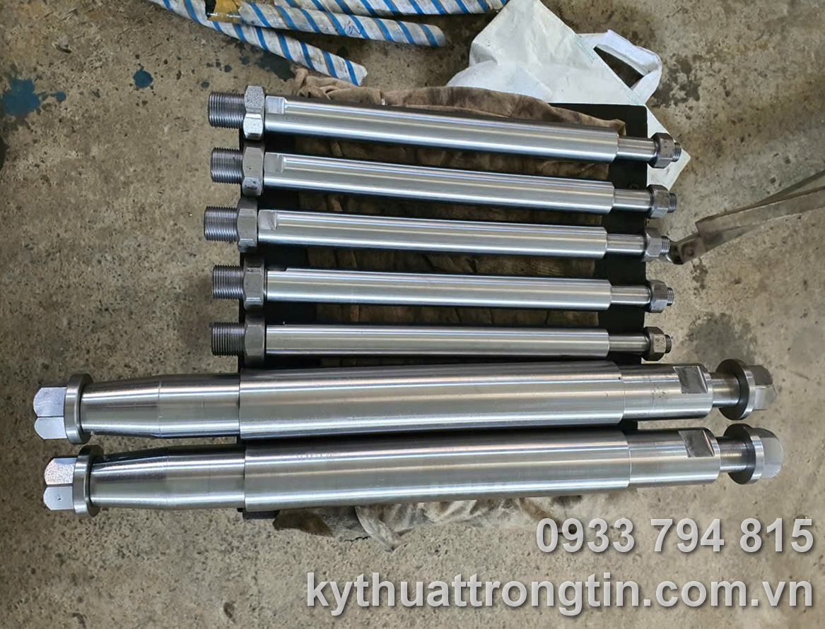 Gia công trục con lăn