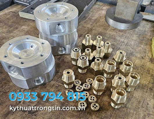 Gia công cơ khí theo yêu cầu